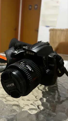 Câmera Fotográfica Nikon D5000