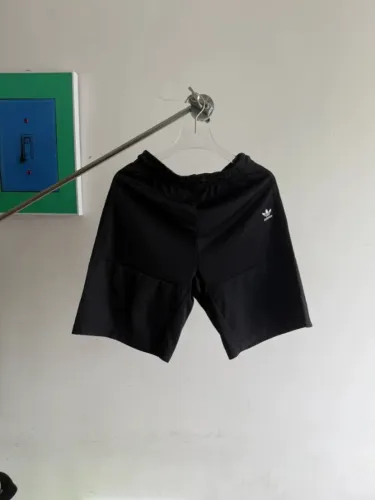 Shorts Adidas Trevo Patchwork