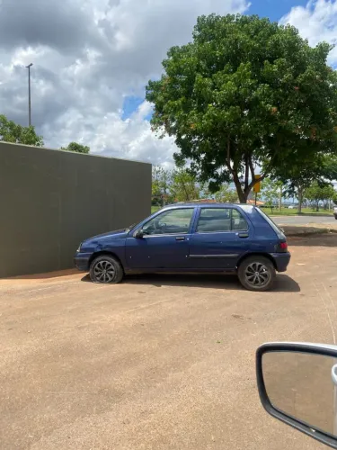 Renault Clio RL / Yahoo/ Authent. 1.0 8V 5P 1999