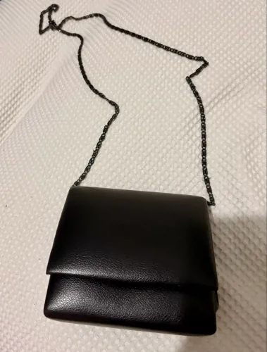 Bolsa em couro para festa
