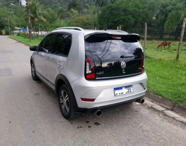 Volkswagen Up! Cross 1.0 TSI Total Flex 12V 5P 2018