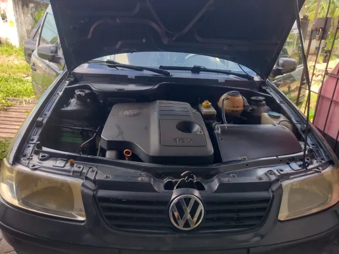 Volkswagen Gol Geração III Plus 1.0 MI 16V Gasolina Mec. 2P 2002
