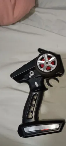 Carro 4x4 RC até 80km de velocidade, com todos itens