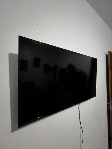 TV AOC ROKU 