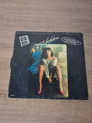 LP com trilha sonora do filme Flashdance