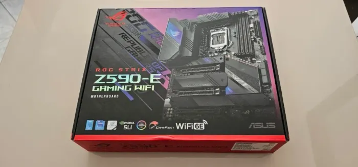 Placa mãe - Asus ROG Strix Z590-E Gaming WiFi