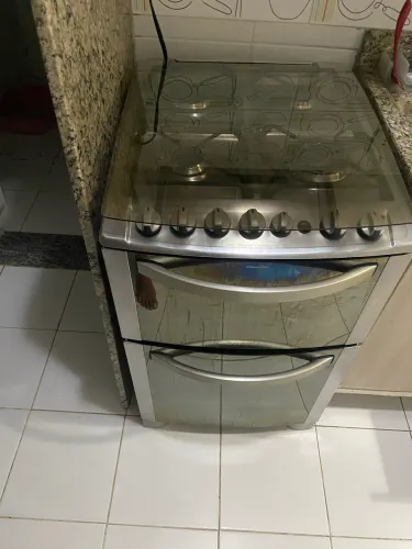 Fogão Electrolux 4 bocas com mesa de vidro - Usado