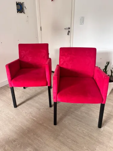 Poltronas vermelhas 