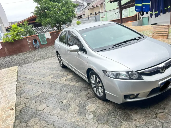 Honda Civic Sed. Lxl/lxl SE 1.8 Flex 16V Mec. 2011