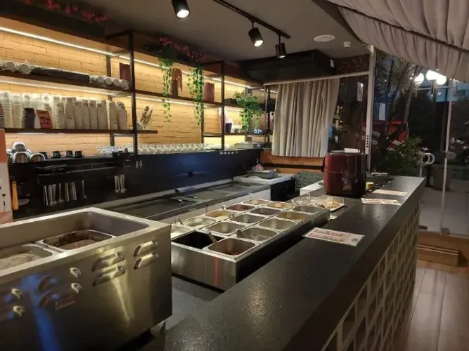 OTIMOPONTO VENDE: SORVETERIA E CAFETERIA NO BATEL PT1270/E