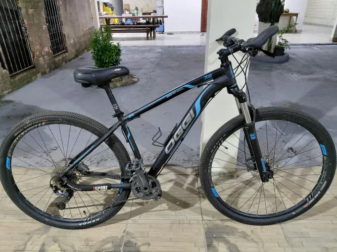 Bicicleta mountain bike marca Oggi