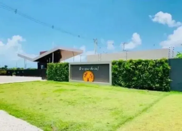 Vendo excelente lote no bosque do Sol