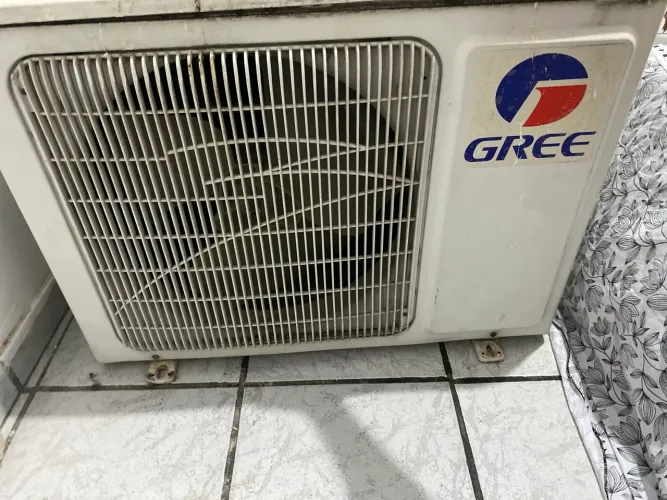 Vendo Ar condicionado Gree 9 mil BTUs, Em execelente estado