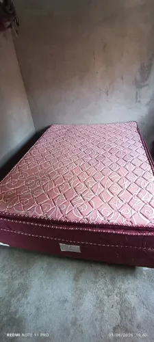 Cama de casal box