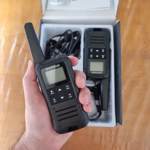 2 pares de Rádio PMR de Longo Alcance Recarregável Baofeng F22 (Walkie Talkie)
