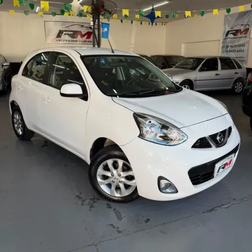 Nissan March SV 1.6 16V Flexstart 5P Mec. 2017