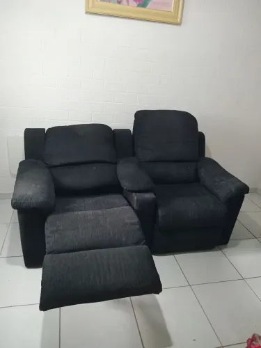 Sofa reclinável confortável vira cama
