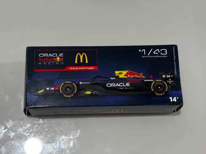 Carrinho F1 Mcdonalds