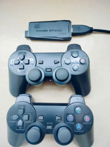 Game Stick Lite 4K + 2 Controles Sem Fio (Usado - Perfeito Estado)