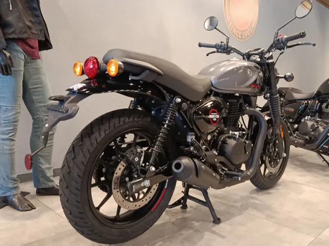 Hunter 350cc Marcio Carioca *