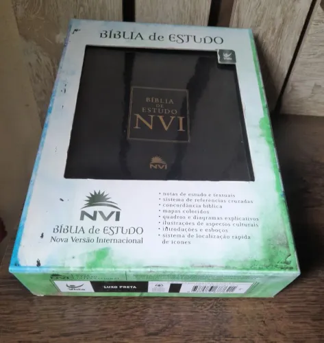 Bíblia de estudo Nvi luxo preta(impecável)linda