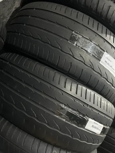 Pneus 225/55/18 por 300$ os 2 originais meia vida