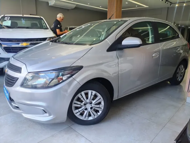 Chevrolet Onix JOY Hatch 1.0 8V Flex Mec. 4P 2019