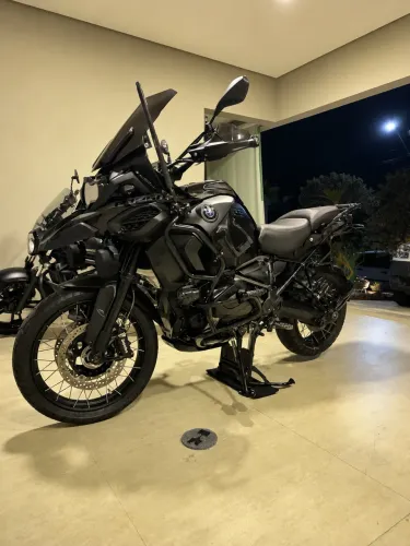 BMW r1250 triplo black adventure all black