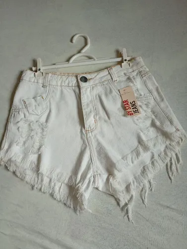 Short jeans