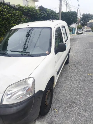 Peugeot Partner Furgão 1.6 16v/ 1.6 16V Flex 3P 2019