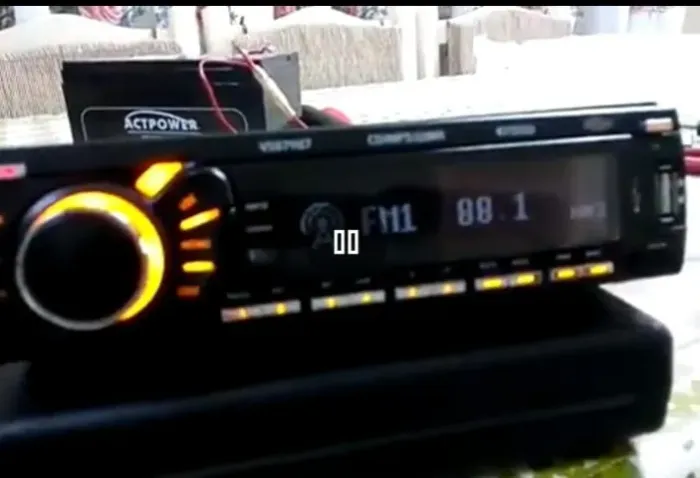 radio original da GM ( não troca ) retira Curitiba apenas vendendo !!!
