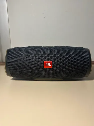 JBL CHARGE 4