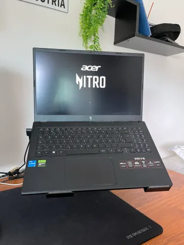 (SEMINOVO) Notebook Nitro V15 RTX 4050 + 24GB RAM DDR5 + 1TB SSD | i5 1340