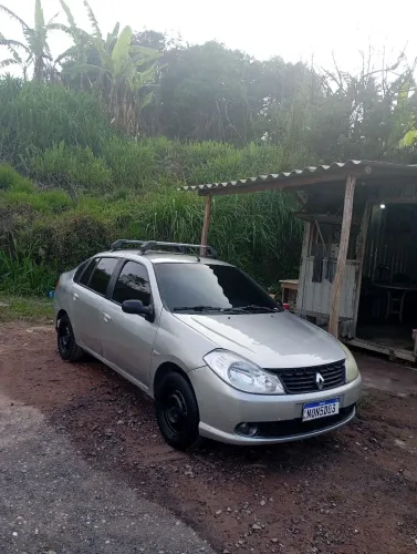 Renault Symbol Privilège Hi-flex 1.6 16V 4P 2010