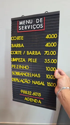 Placa de preços e servicos