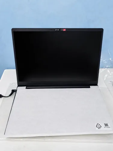 Notebook Lenovo V15 G4 IRU