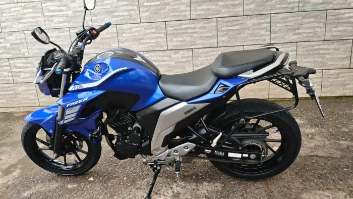 FAZER 250 2023