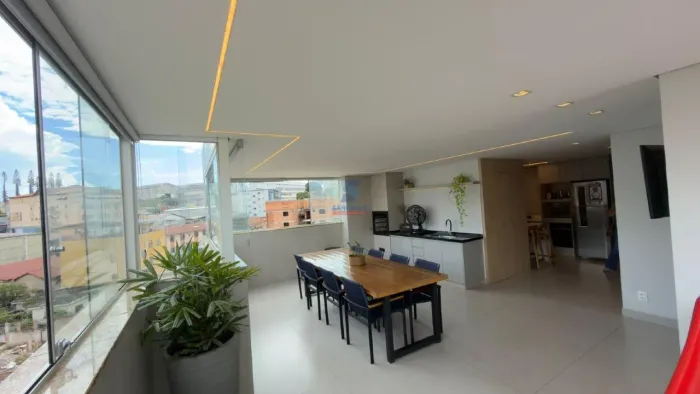 Cobertura à venda, 4 quartos, 1 suíte, 4 vagas, Novo Eldorado - Contagem/MG