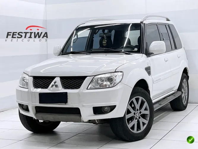Mitsubishi Pajero TR4 2.0 Flex 16V 4X2 Aut. 2014
