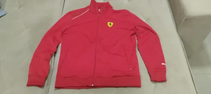 Casaco Puma edição especial Ferrari