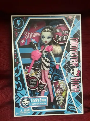 Monster high frankie dawn of the dance