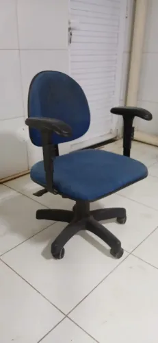 Cadeira de rodinhas