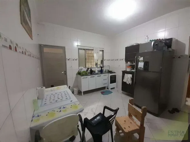 Casa 2 Quartos no Jardim República