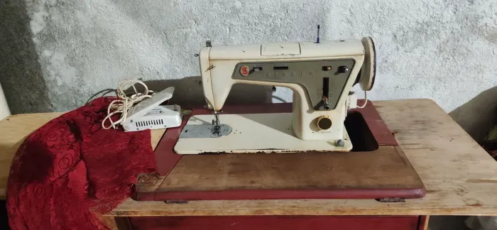Maquina Singer Costura