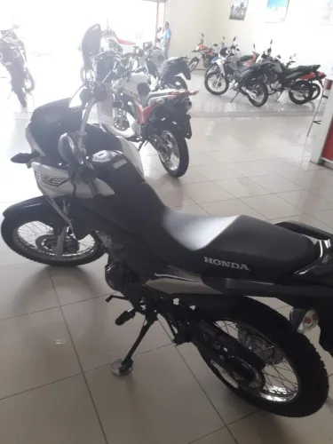 Vendo XRE 190 única dona