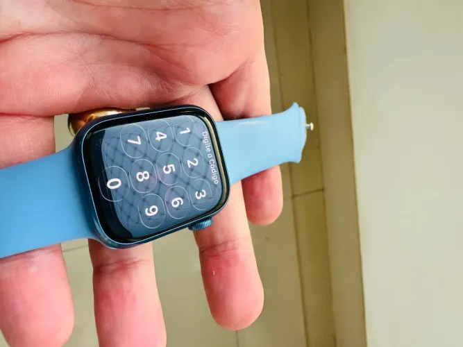 Apple Watch Série 7 (41mm)
