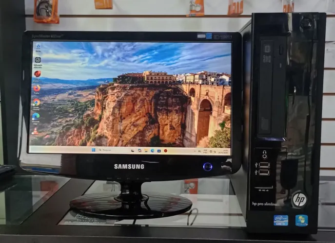 Computador Completo HP i3 SSD 240 monitor 15'
