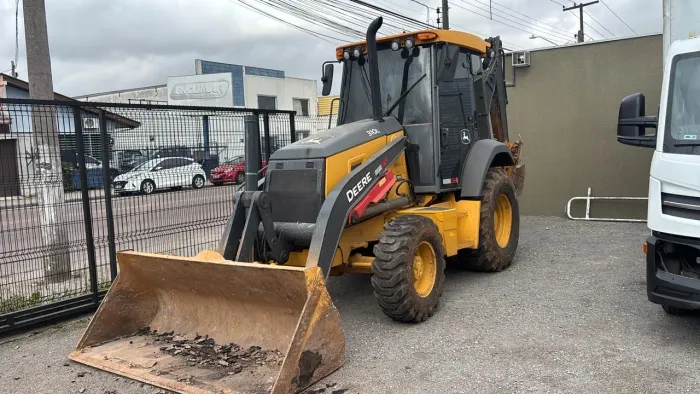 Retroescavadeira Jhon Deere 310I 4x4 2021