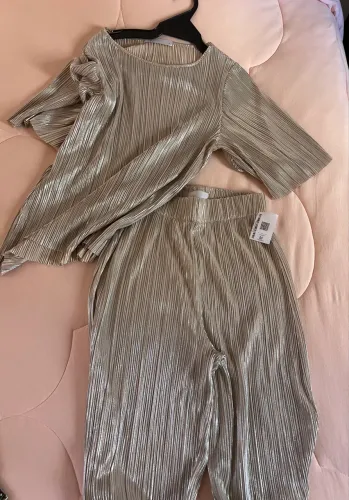 Conjunto Blusa P Calça M posso vender separado também