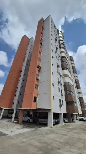 Apartamento Amplo no Benfica